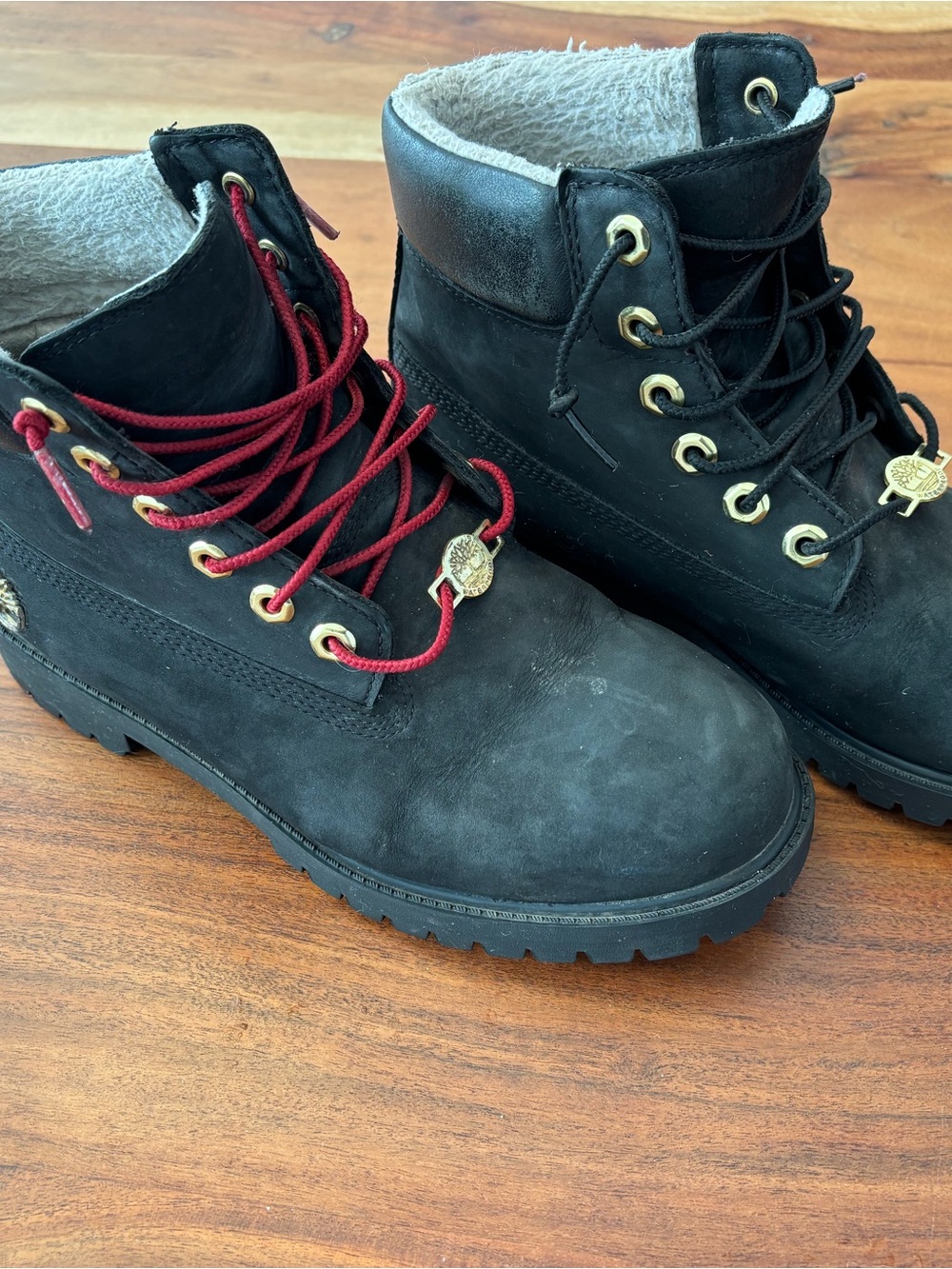 Timberland Black Boot Lace with Gold Logo Charm waterproof Womens 7